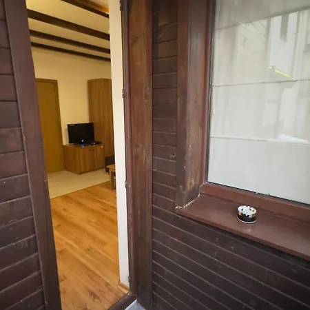 апартамент грийн лайф Apartman